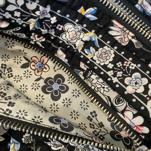 Black Floral Vera Bradley Crossbody - Picture 5 of 12